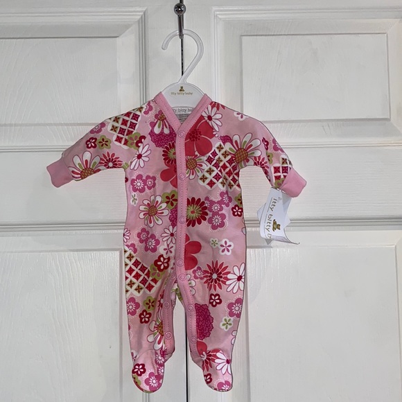 Itty Bitty Baby Infant Preemie Girl Footed Sleeper Outfit Pink 3-5 Pounds - Picture 1 of 10